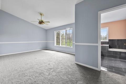 667 Rose Ln, Bartlett, IL 60103 photo 13