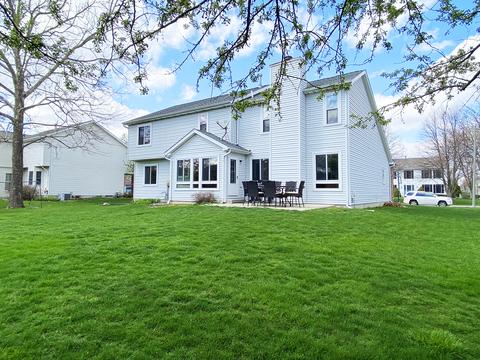 3205 Yorkshire Ct, Bloomington, IL 61704 photo 2