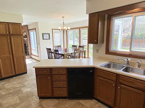 3205 Yorkshire Ct, Bloomington, IL 61704 photo 19