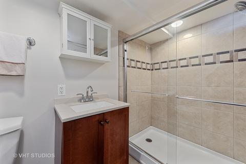 455 Uvedale Ct, Riverside, IL 60546 photo 24