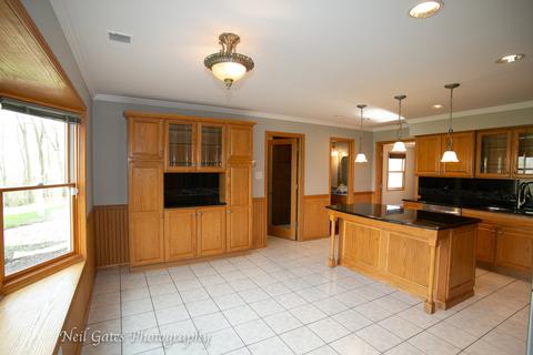 3320 E Reichert Dr, Crete, IL 60417 photo 13