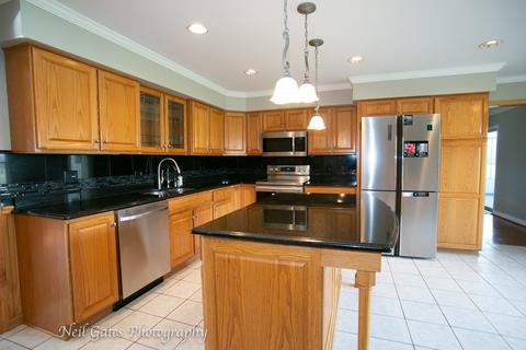 3320 E Reichert Dr, Crete, IL 60417 photo 14