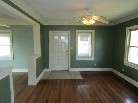 461 N River St, Montgomery, IL 60538 photo 3