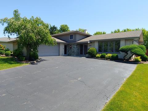 819 W Heritage Dr, Addison, IL 60101 photo 1