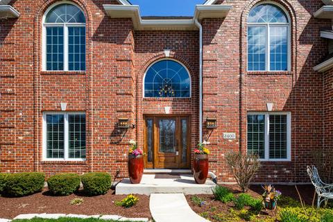 2400 Lansburgh Ct, Aurora, IL 60502 photo 2