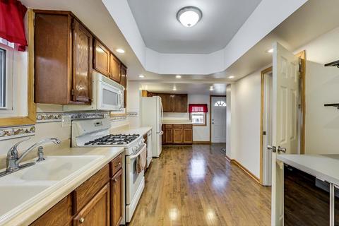 4932 W Warwick Ave, Chicago, IL 60641 photo 8