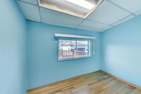4932 W Warwick Ave, Chicago, IL 60641 photo 14