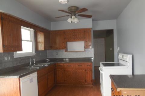 108 Main St, Kinsman, IL 60437 photo 9