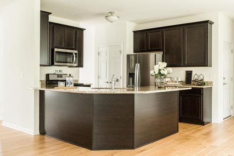 1103 Bailey Rd, Sycamore, IL 60178 photo 9