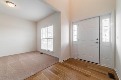 1103 Bailey Rd, Sycamore, IL 60178 photo 6