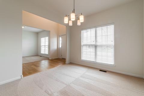 1103 Bailey Rd, Sycamore, IL 60178 photo 8