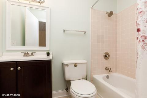 8324 S Bennett Ave, Chicago, IL 60617 photo 11