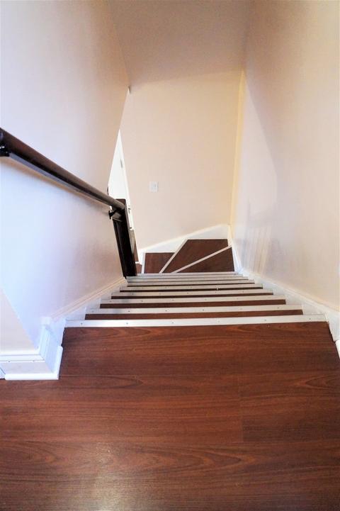 8324 S Bennett Ave, Chicago, IL 60617 photo 12