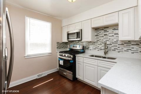 8324 S Bennett Ave, Chicago, IL 60617 photo 6