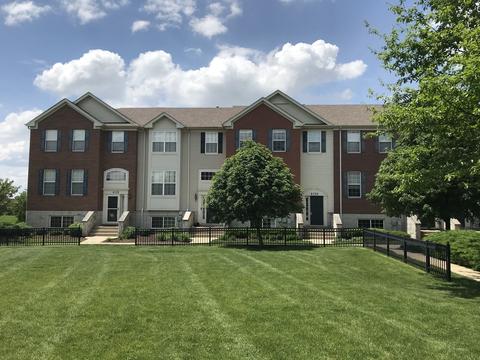 4136 Milford Ln, Aurora, IL 60504 photo 1