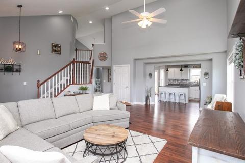 29 River Run, Downs, IL 61736 photo 2