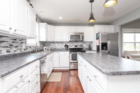 29 River Run, Downs, IL 61736 photo 8
