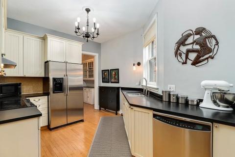 1629 E Hyde Park Blvd #3, Chicago, IL 60615 photo 10