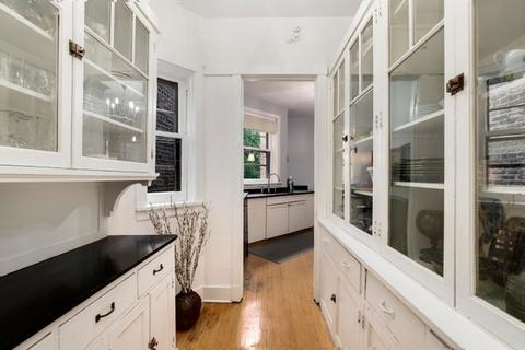 1629 E Hyde Park Blvd #3, Chicago, IL 60615 photo 8