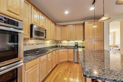 1848 Aberdeen Dr, Glenview, IL 60025 photo 12