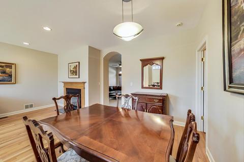 1848 Aberdeen Dr, Glenview, IL 60025 photo 7