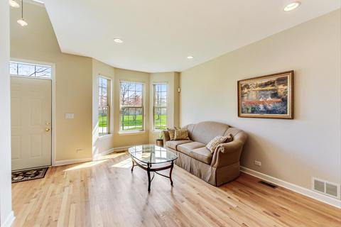 1848 Aberdeen Dr, Glenview, IL 60025 photo 4