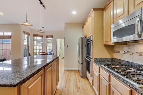 1848 Aberdeen Dr, Glenview, IL 60025 photo 13