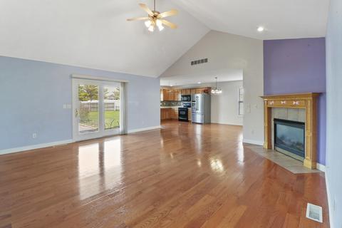 3206 Edward Hoffman Dr, Champaign, IL 61822 photo 4