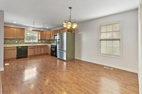 3206 Edward Hoffman Dr, Champaign, IL 61822 photo 8