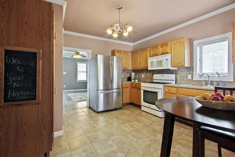 312 E Stewart St, Bloomington, IL 61701 photo 10