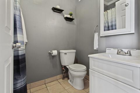 312 E Stewart St, Bloomington, IL 61701 photo 13