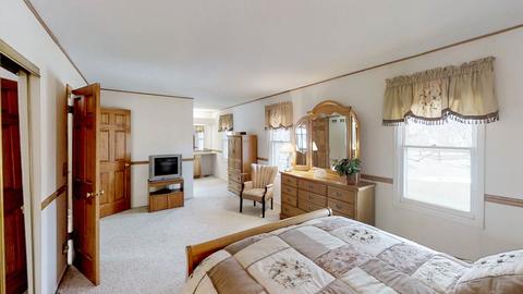 1307 Bristol Ct, Roselle, IL 60172 photo 19