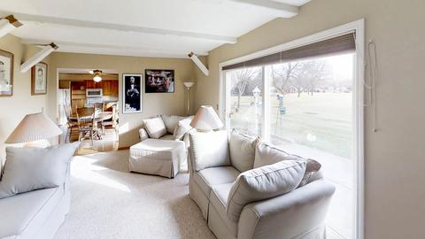 1307 Bristol Ct, Roselle, IL 60172 photo 14