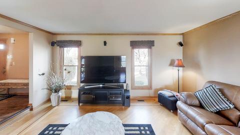 1307 Bristol Ct, Roselle, IL 60172 photo 5