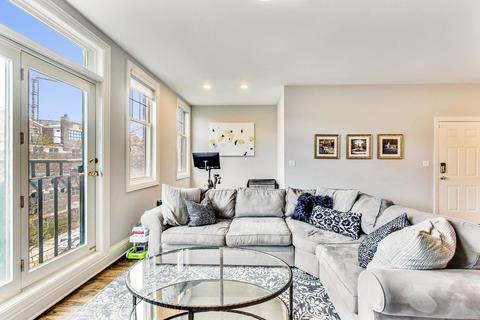 860 W Buckingham Pl #3E, Chicago, IL 60657 photo 4