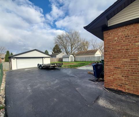 8137 Rutherford Ave, Burbank, IL 60459 photo 24