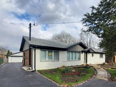 8137 Rutherford Ave, Burbank, IL 60459 photo 2