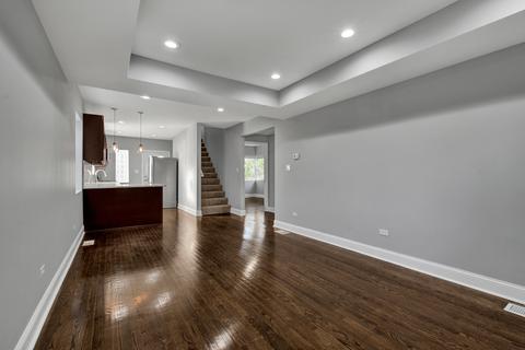 629 E 102nd Pl, Chicago, IL 60628 photo 8