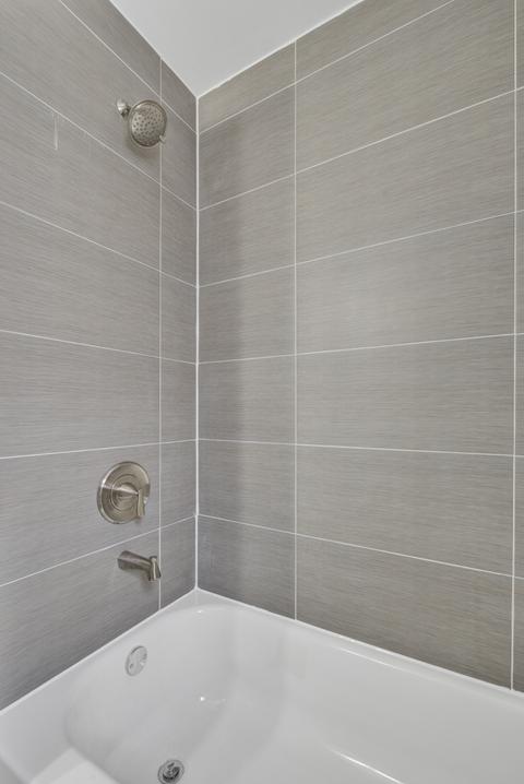 629 E 102nd Pl, Chicago, IL 60628 photo 20