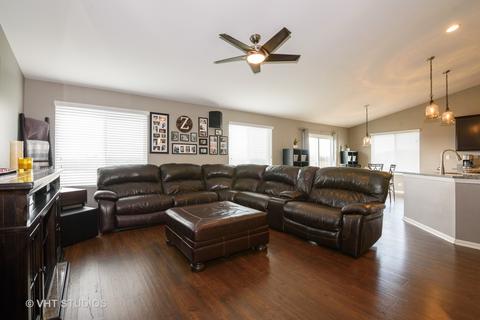 403 Copper Springs Ln, Elgin, IL 60124 photo 6