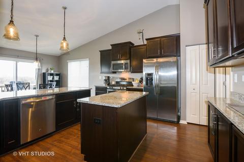 403 Copper Springs Ln, Elgin, IL 60124 photo 9