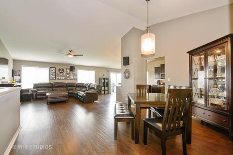 403 Copper Springs Ln, Elgin, IL 60124 photo 14