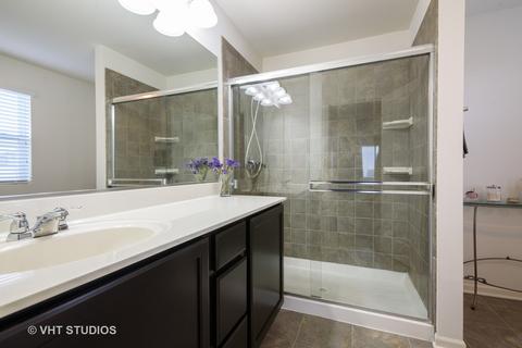 403 Copper Springs Ln, Elgin, IL 60124 photo 17