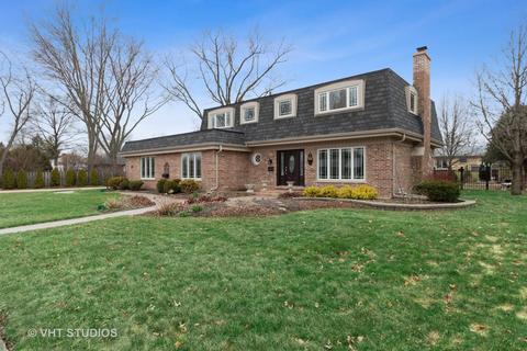 1587 Whitman Ln, Wheaton, IL 60187 photo 3
