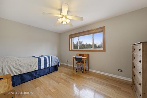 1587 Whitman Ln, Wheaton, IL 60187 photo 28