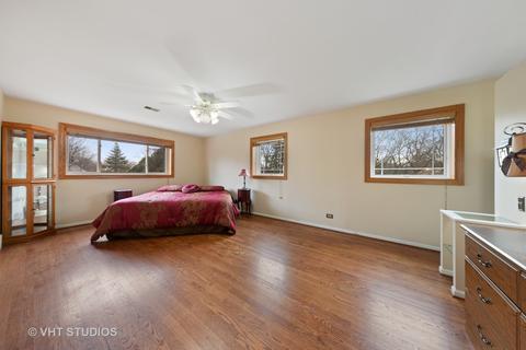 1587 Whitman Ln, Wheaton, IL 60187 photo 31