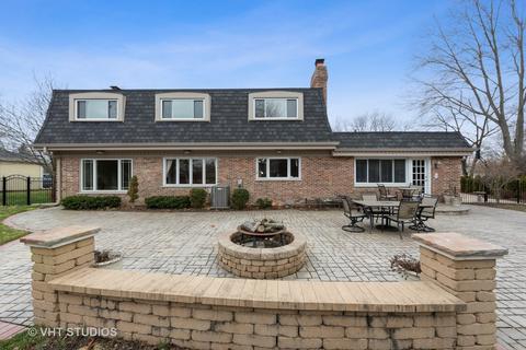 1587 Whitman Ln, Wheaton, IL 60187 photo 5