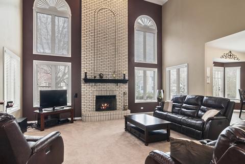 4315 Esquire Cir, Naperville, IL 60564 photo 8