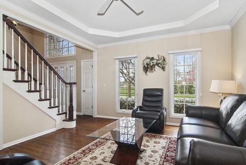 4315 Esquire Cir, Naperville, IL 60564 photo 4