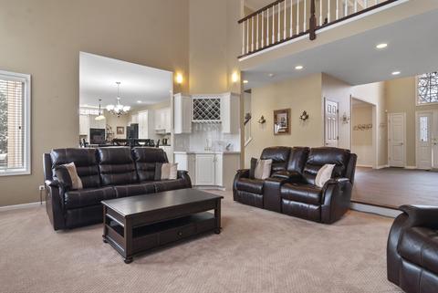 4315 Esquire Cir, Naperville, IL 60564 photo 10